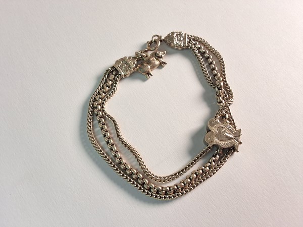 Lot 1002 - BRACELET