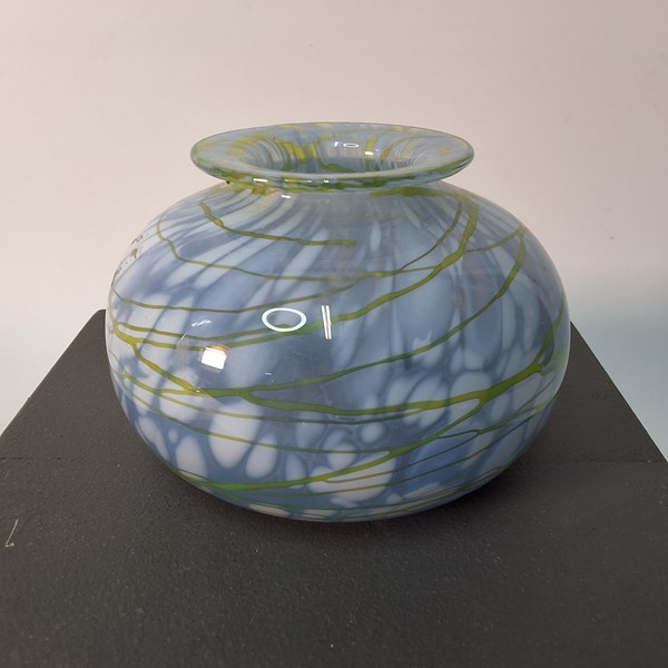 Lot 1368 - STUDIO GLASS