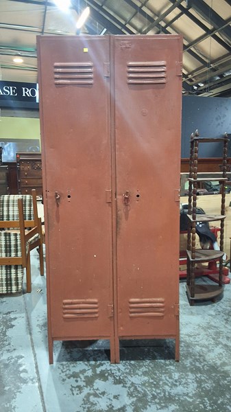 Lot 240 - LOCKERS