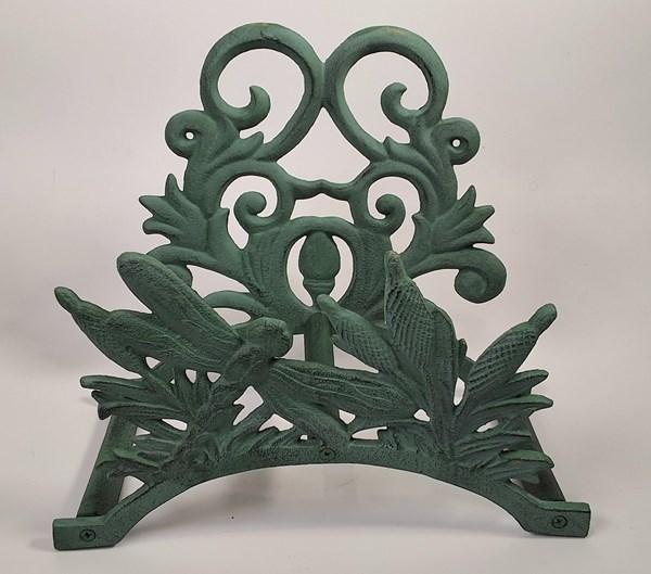 Lot 24 - HOSE REEL HOLDER