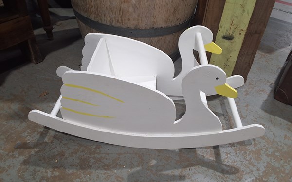 Lot 364 - DUCK ROCKING CHAIR