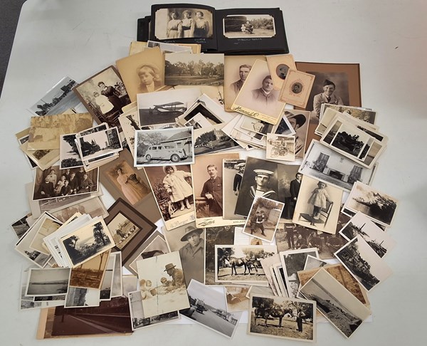 Lot 1182 - A COLLECTION OF VINTAGE PHOTOGRAPHS