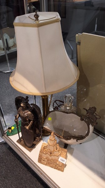 Lot 1438 - HOMEWARES