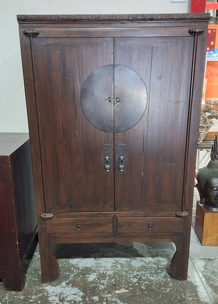 Lot 138 - ORIENTAL CABINET