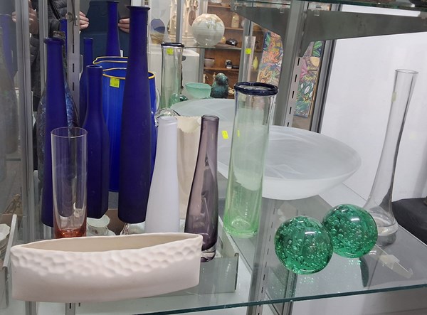 Lot 1503 - GLASS & CERAMIC HOMEWARES