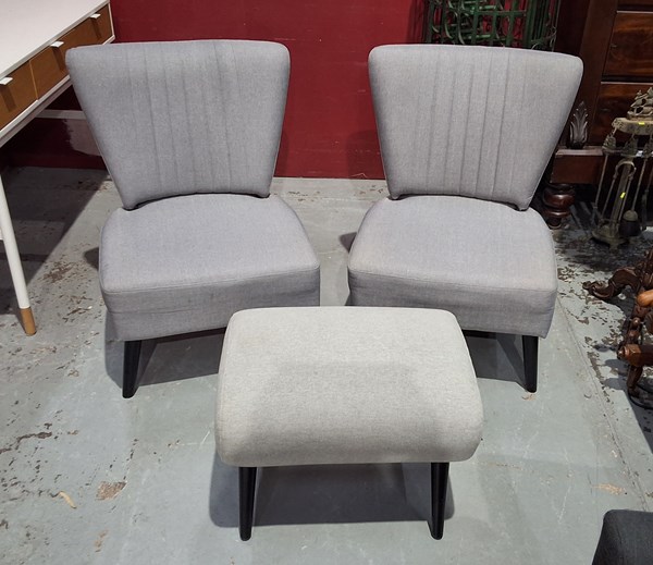 Lot 131 - CHAIRS AND STOOL