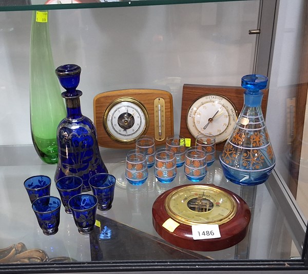 Lot 1486 - MID-CENTURY GLASSWARE & BAROMETERS