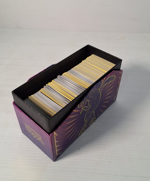 Lot 1460 - POKEMON CARDS