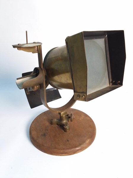 Lot 1199 - VINTAGE BRASS HELIOSCOPE