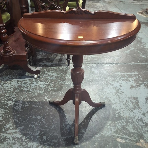 Lot 106 - HALL TABLE
