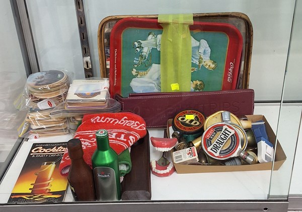 Lot 1489 - BAR ROOM COLLECTABLES