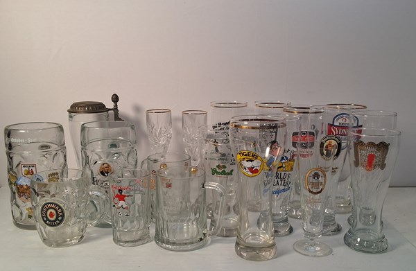 Lot 1488 - BEER GLASSES