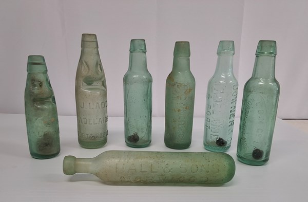 Lot 1485 - GLASS BOTTLES