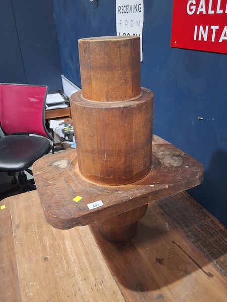 Lot 401 - MAST FITTING