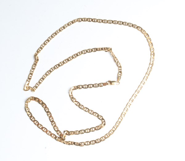 Lot 1004 - GOLD NECKLACE