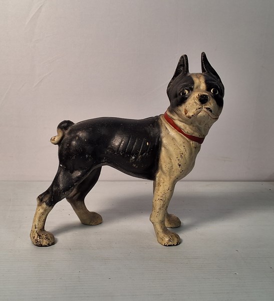 Lot 1191 - CAST IRON DOG