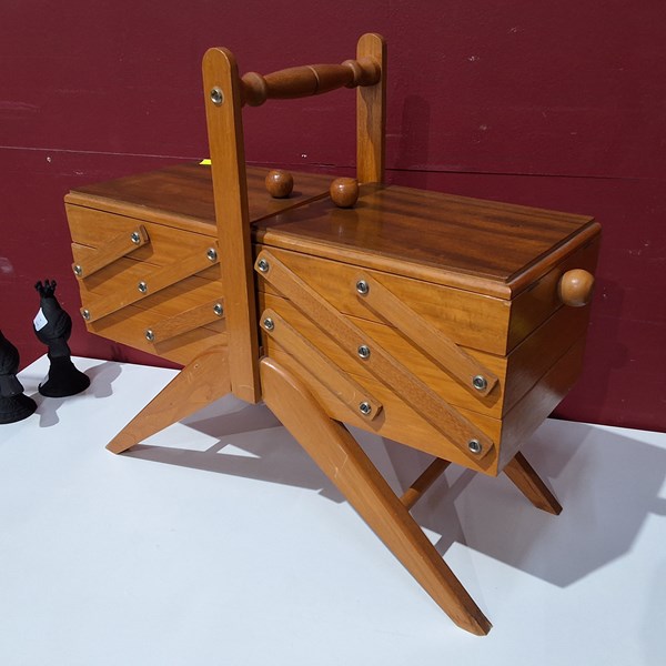 Lot 20 - SEWING CADDY