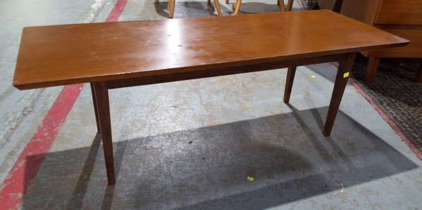 Lot 11 - COFFEE TABLE