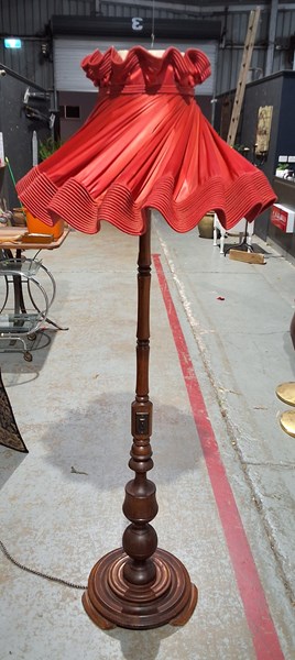 Lot 111 - STANDARD LAMP