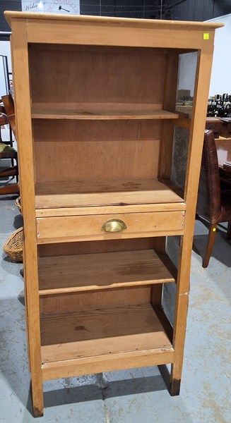 Lot 320 - KITCHEN SHELVING