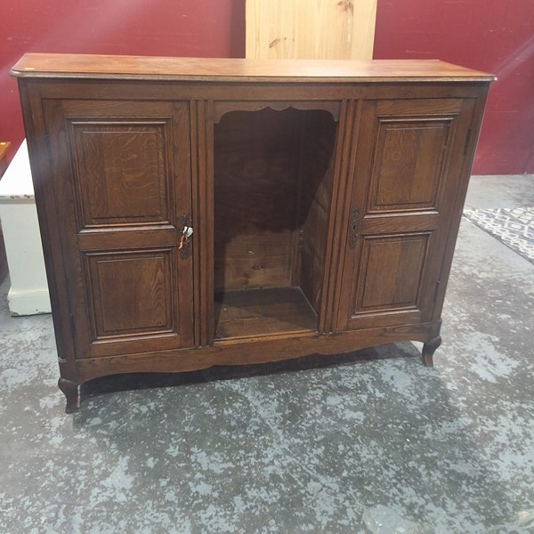 Lot 148 - HALL CABINET