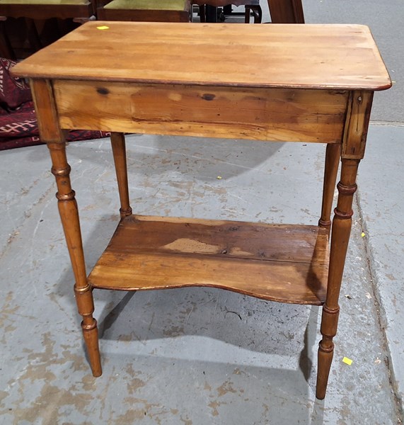 Lot 345 - PETITE CONSOLE