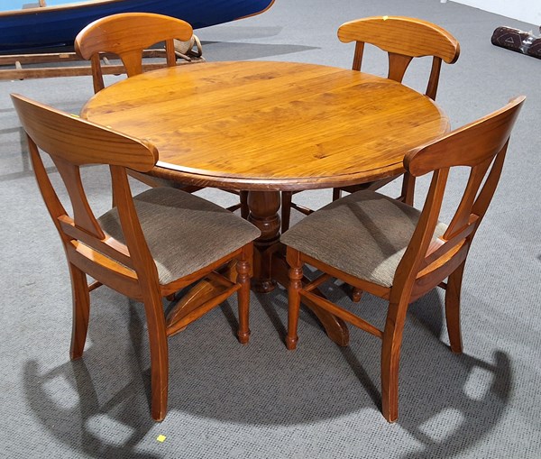 Lot 253 - KITCHEN SUITE