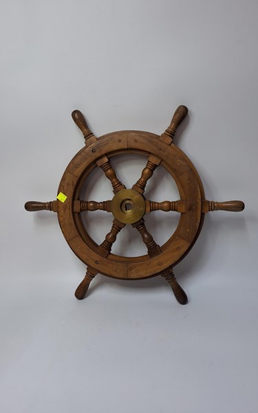 Lot 1129 - SHIPS WHEEL