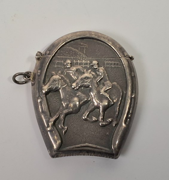 Lot 1072 - VESTA CASE