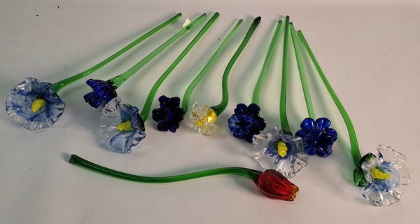Lot 1390 - GLASS FLOWERS