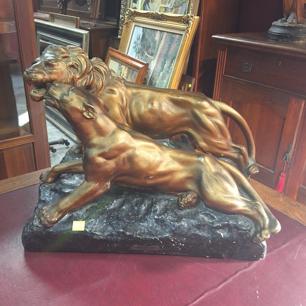 Lot 66 - STATUE
