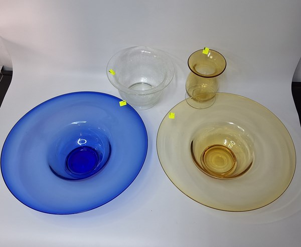 Lot 1504 - STUDIO GLASS