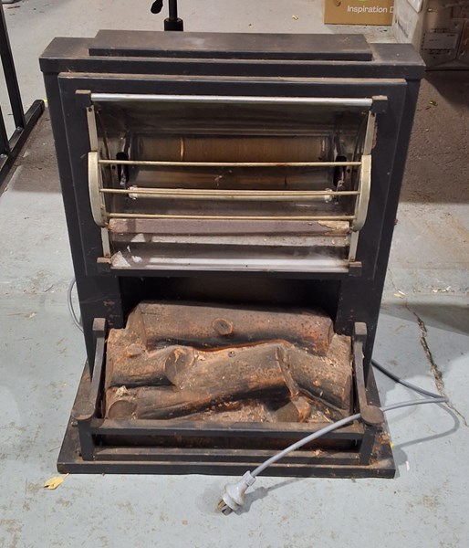 Lot 372 - HEATER