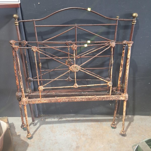 Lot 375 - BED ENDS