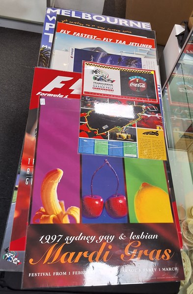 Lot 1393 - TOURISM POSTERS