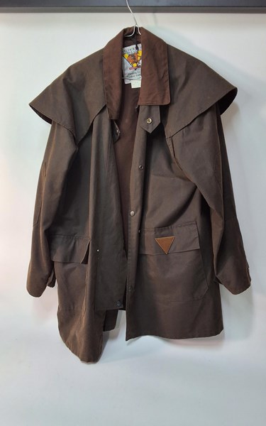 Lot 1252 - OILSKIN JACKET