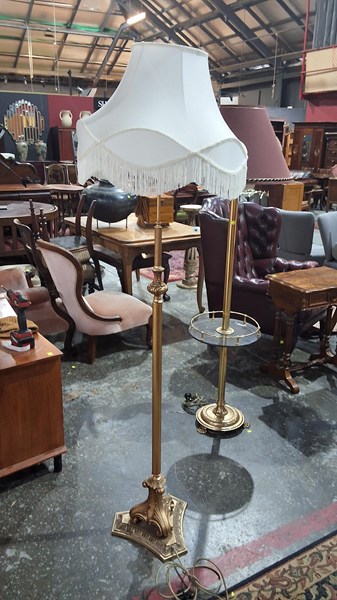 Lot 200 - STANDARD LAMP