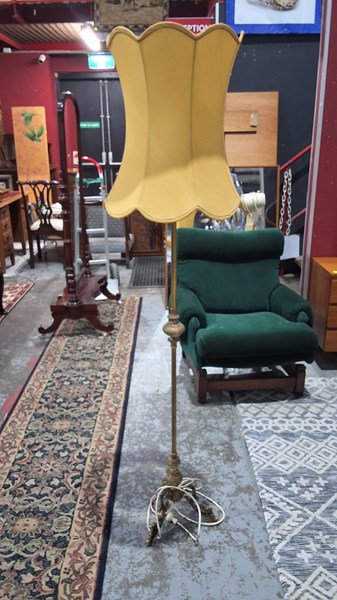 Lot 175 - STANDARD LAMP