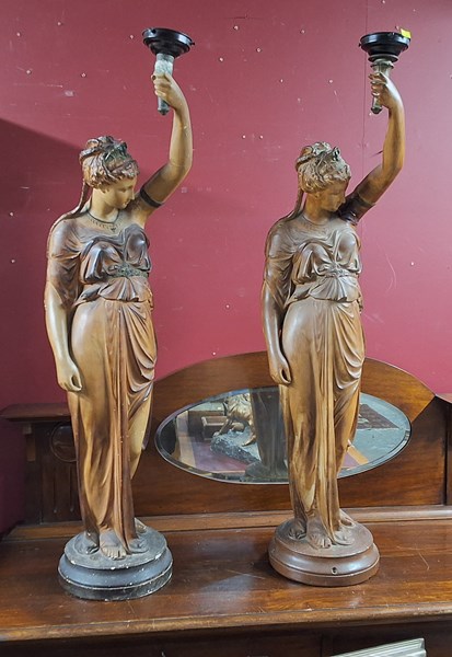 Lot 48 - LADIES OF LIBERTY