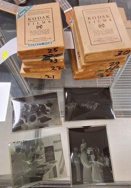 Lot 1176 - NEGATIVES OF ADELAIDE, 1940-1941