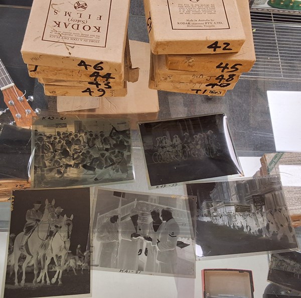 Lot 1167 - NEGATIVES OF ADELAIDE, 1944-1945