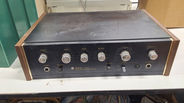 Lot 1359 - SANSUI AMPLIFIER