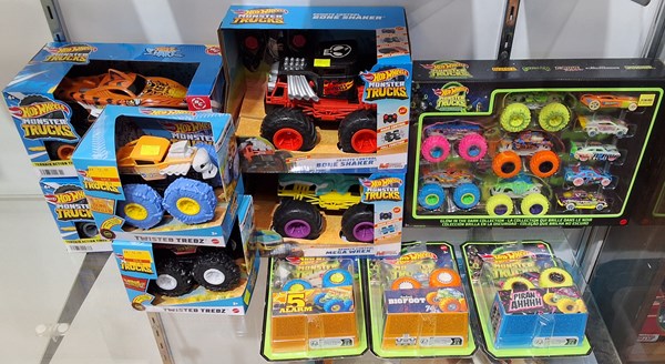 Lot 1461 - HOT WHEELS