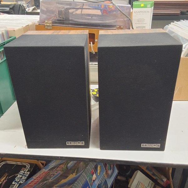 Lot 424 - STEREO SPEAKERS
