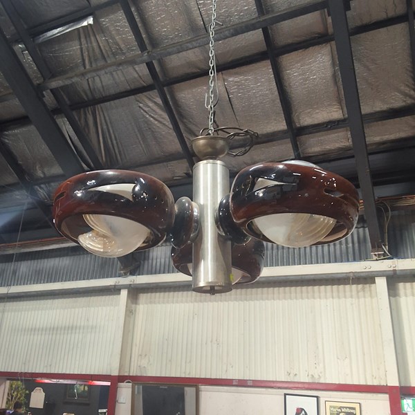 Lot 27 - HANGING LIGHT