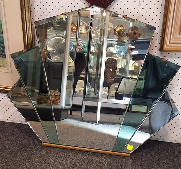 Lot 1134 - MIRROR