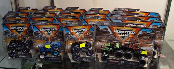 Lot 1443 - MONSTER JAM