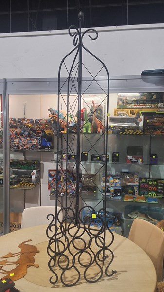 Lot 303 - METAL WARES