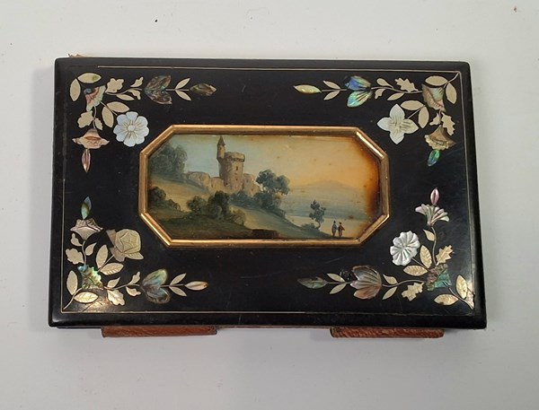 Lot 1030 - NECESSAIRE