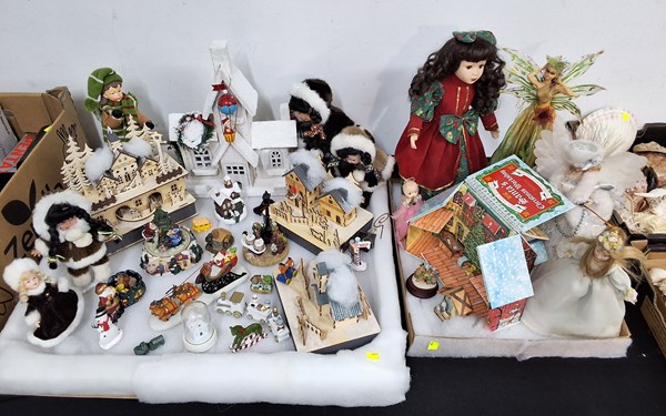 Lot 1510 - CHRISTMAS DECOR